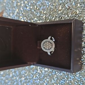 Levian 14kt Diamond Ring